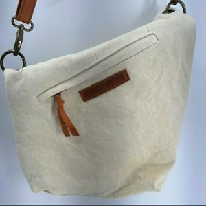 Vintage Addiction Leather and Jute shoulder bag